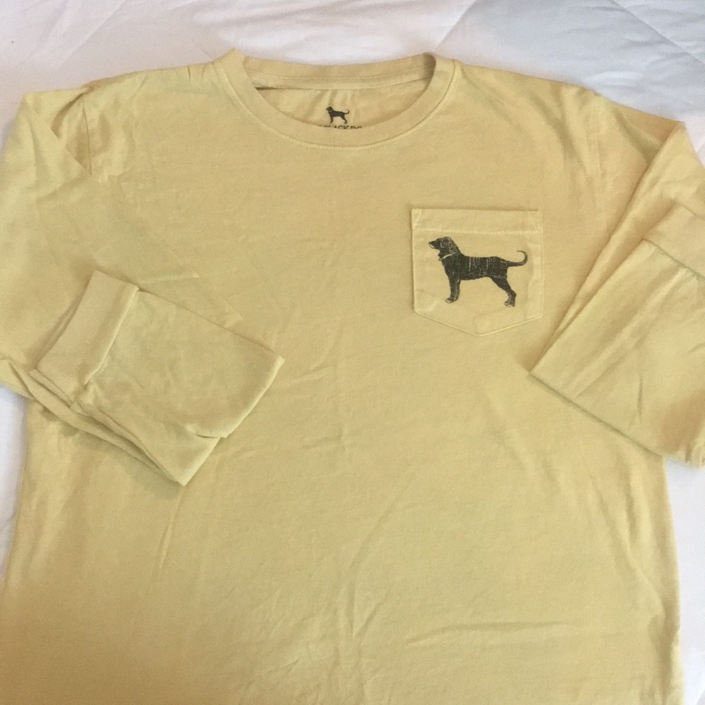 Black Dog Longsleeve in Light Yellow